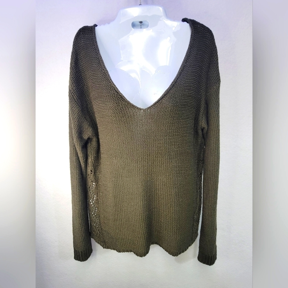 Harper Heritage Women's Size Medium Long Sleeve V-neck Sweater